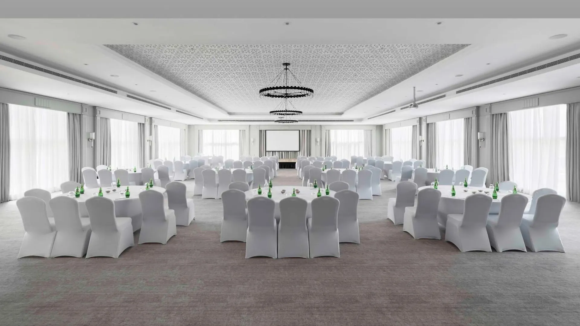 Radisson Hotel Riyadh Airport