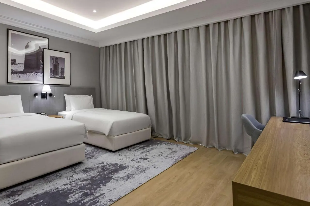 Radisson Hotel Riyadh Airport 4*,